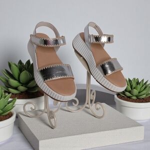 Dolce Vita Metallic Silver Sandals SIZE WOMEN'S‎ 7